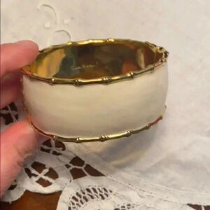 Lilly Pulitzer cream/white enamel and gold bamboo bracelet